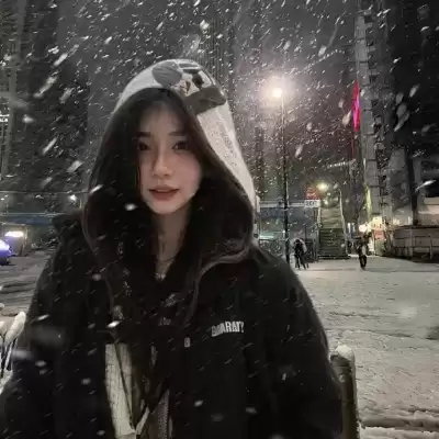 闻皎月